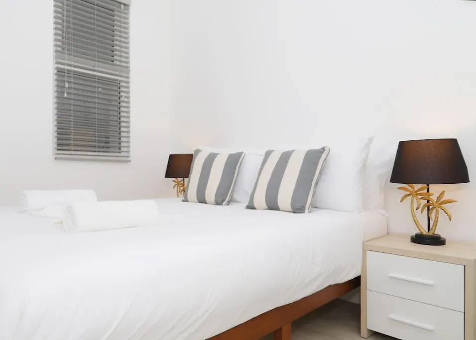 Stylish London Flat With Garden, Close To City 0*,  United Kingdom